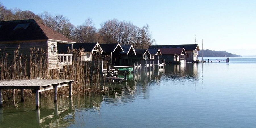 Lago Starnberg, último reposo de Luis II de Baviera, el pobre niño rico, rey de los castillos