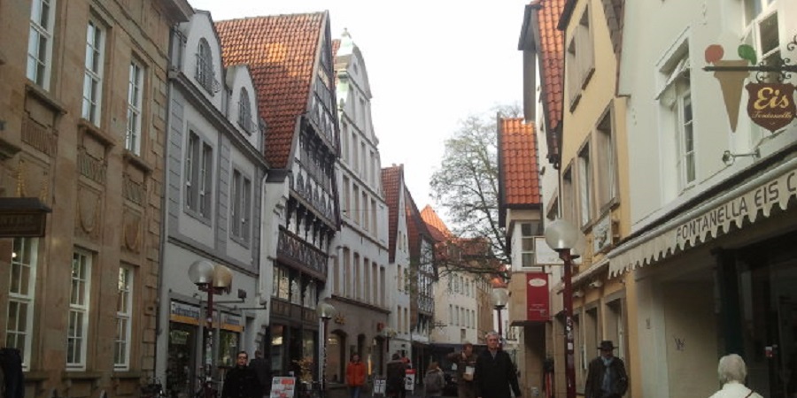 Centro histórico de Osnabrück, oval y reconstruido tras no quedar un edificio en pie durante la II Guerra Mundial en donde se había firmado la Paz de Westfalia