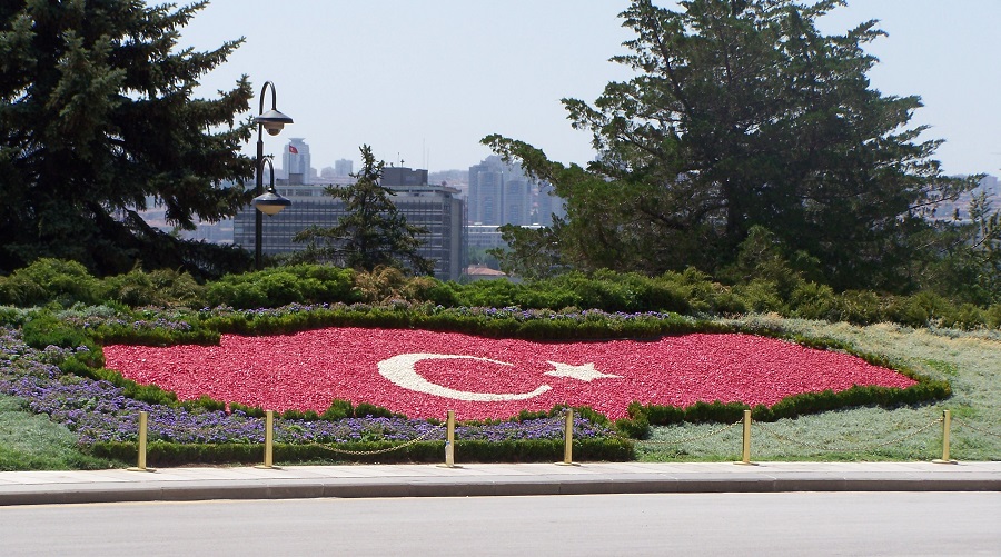 Bandera floral de Turquía en Anitkabir, Ankara